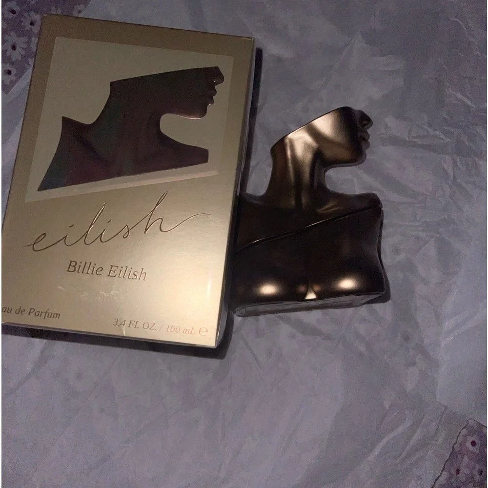 Billie Eilish Perfume - Picture 9 of 9